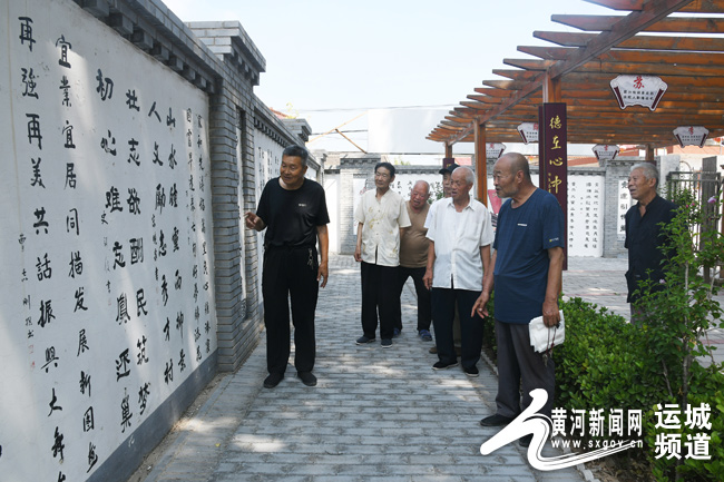 闻喜寺底村把楹联文化打造成美丽乡村名片