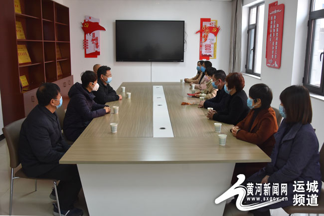 盐湖区区委副书记尚国桦参加.